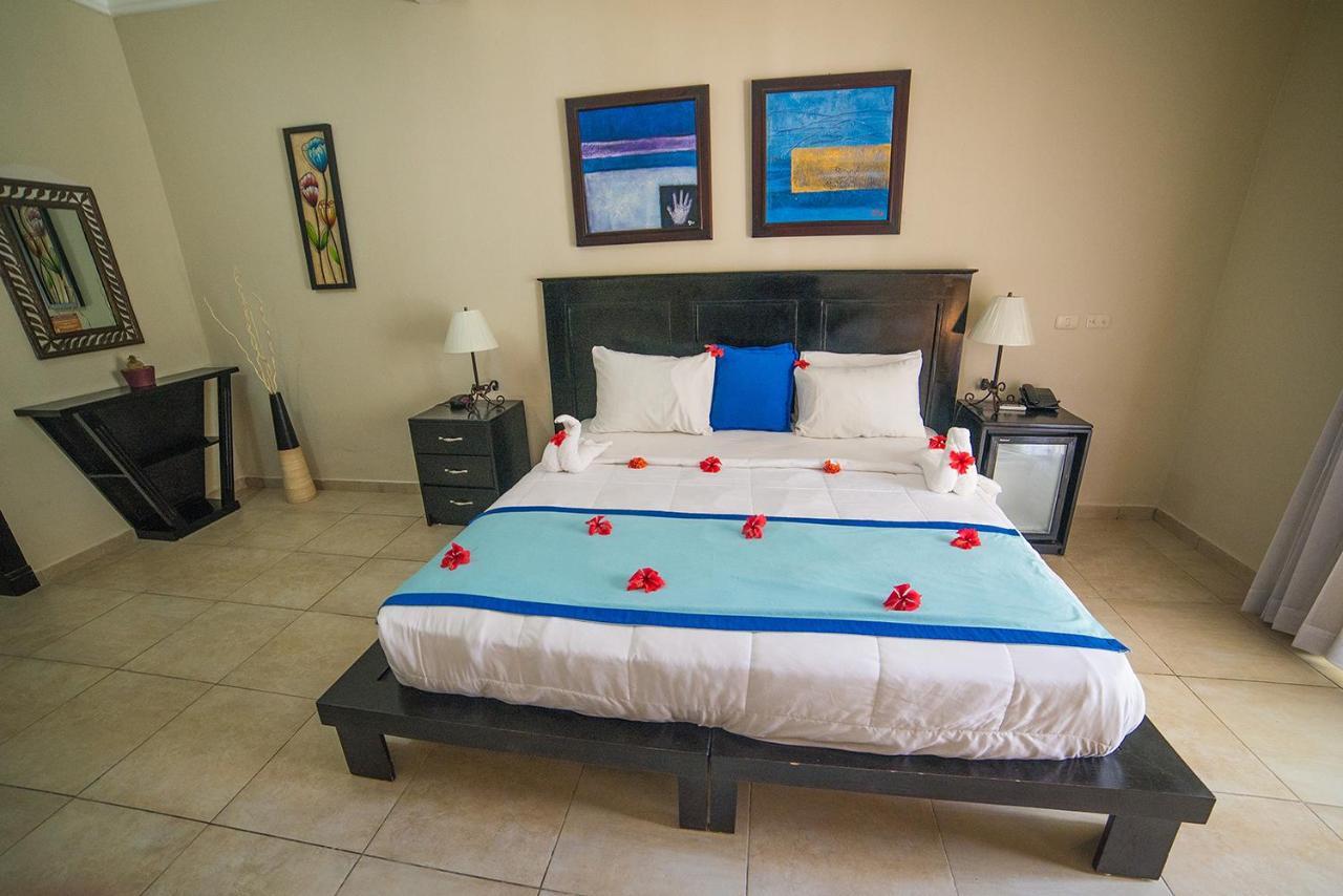 Hotel Seranta Brisas De Bavaro (Adults Only) Punta Cana Luaran gambar